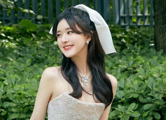 Thu doan cua Trieu Lo Tu hinh anh