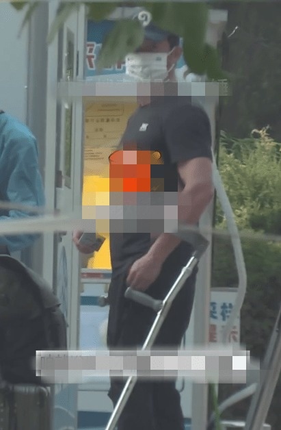 Ngô Kinh chấn thương ảnh 1 Ngo Kinh chan thuong anh 1