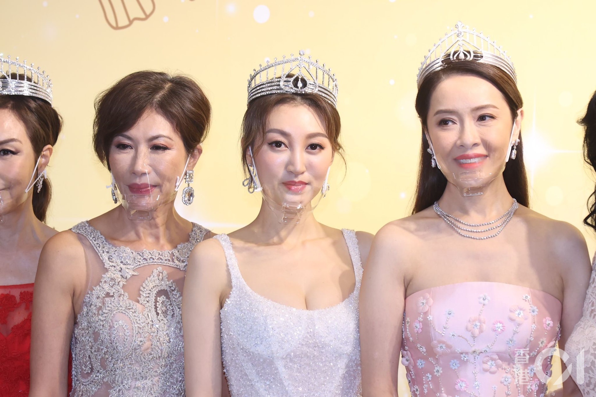 Hoa hau Hong Kong 2022 anh 5