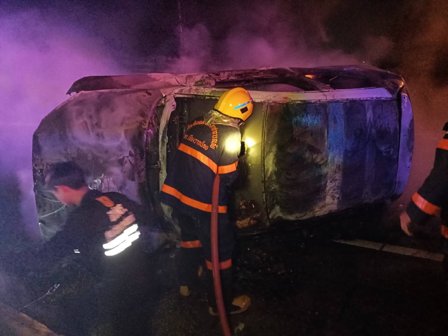 Sureerat Manasiriamon qua doi anh 3