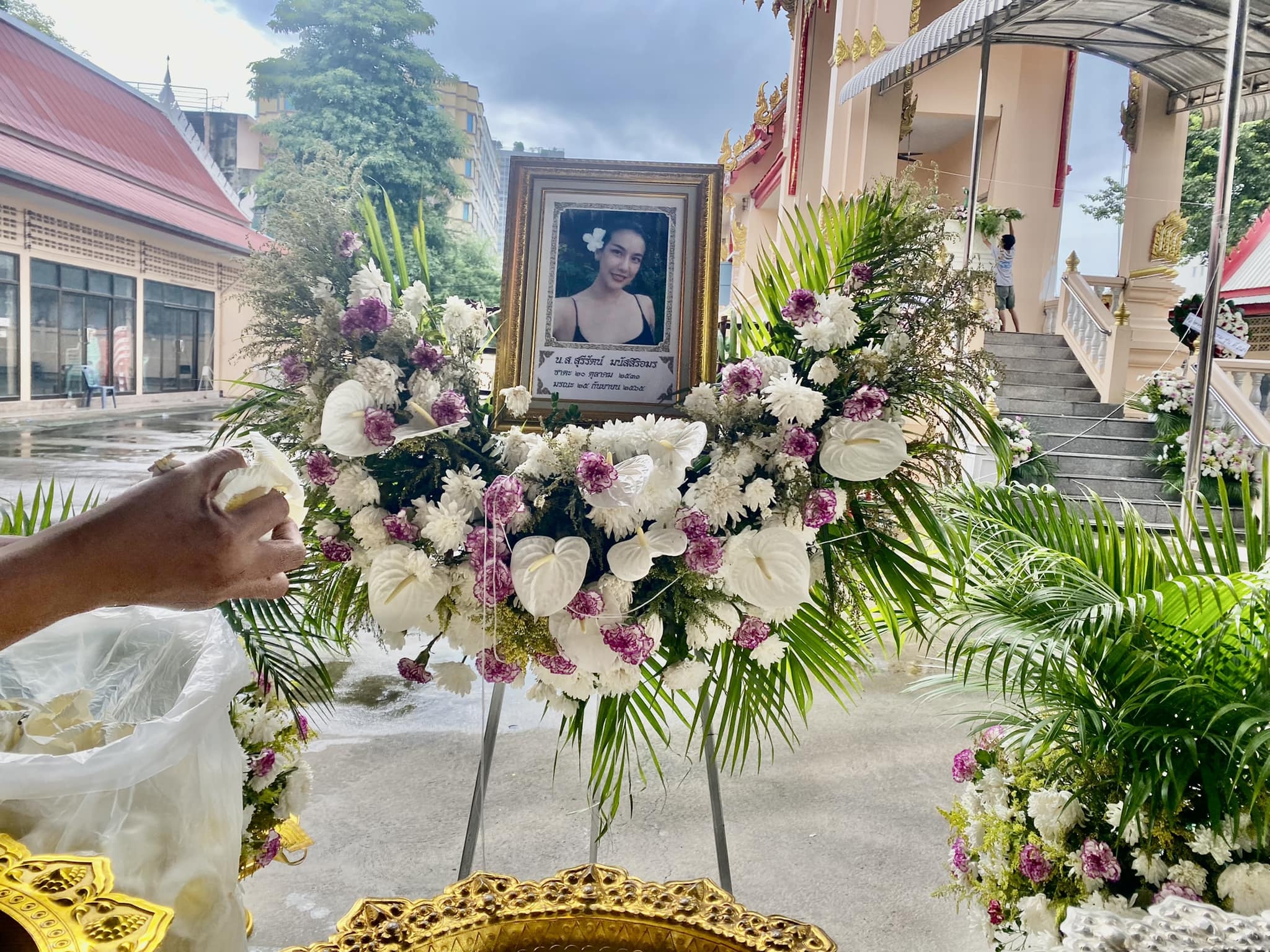 Sureerat Manasiriamon qua doi anh 4