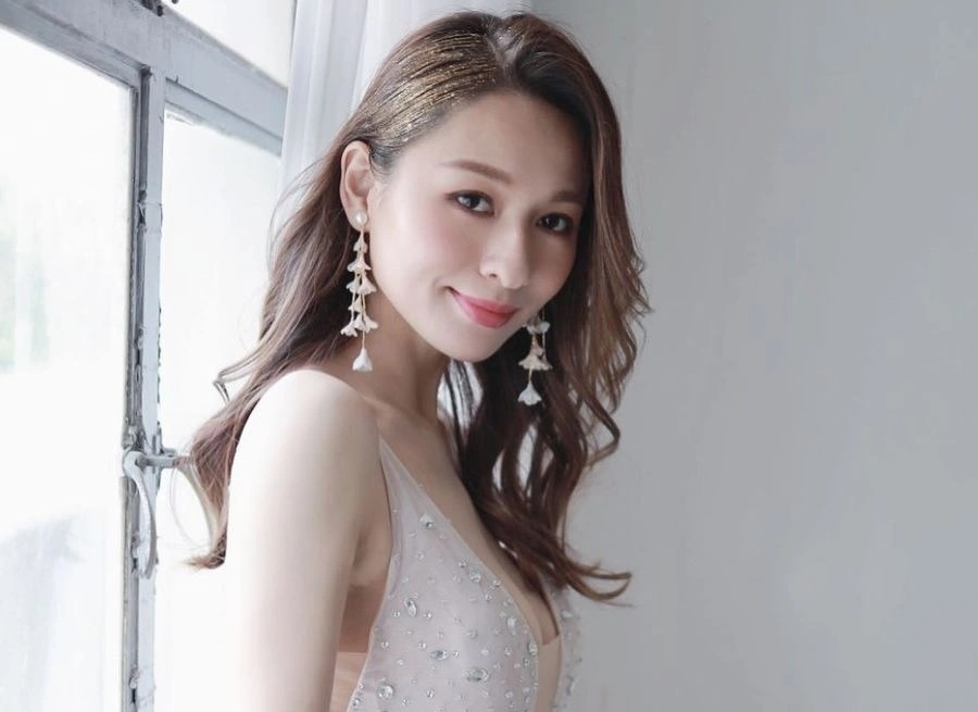 Tan Hoa hau Hong Kong 2022 khong giau co nhu nhieu nguoi nghi hinh anh