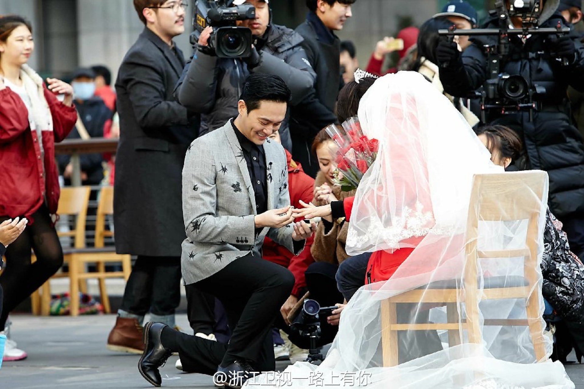 Vien Vinh Nghi chi trich anh 4