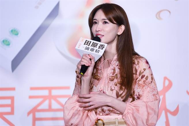 Lam Chi Linh miet thi anh 4