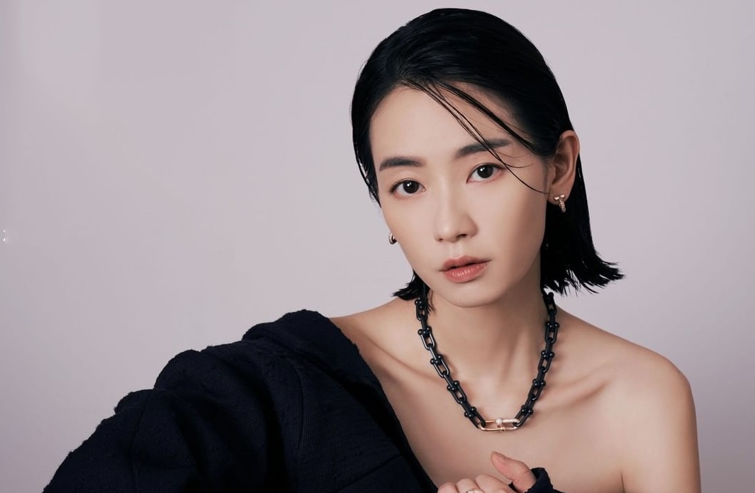 Anh hau duoc Chan Tu Dan o be hinh anh