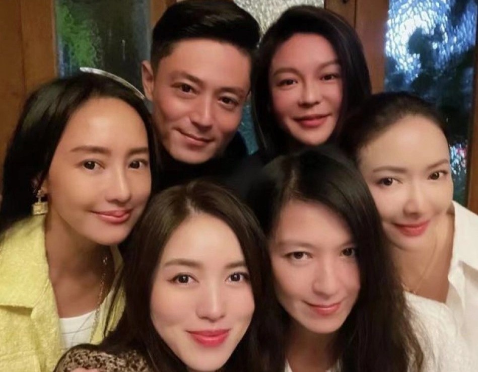 Hoac Kien Hoa du tiec cung gioi nha giau hinh anh