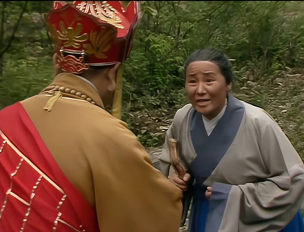 Luu Hue Minh qua doi anh 1