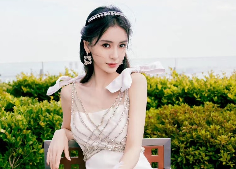 Angelababy so lap lai sai lam sau do vo voi Huynh Hieu Minh hinh anh