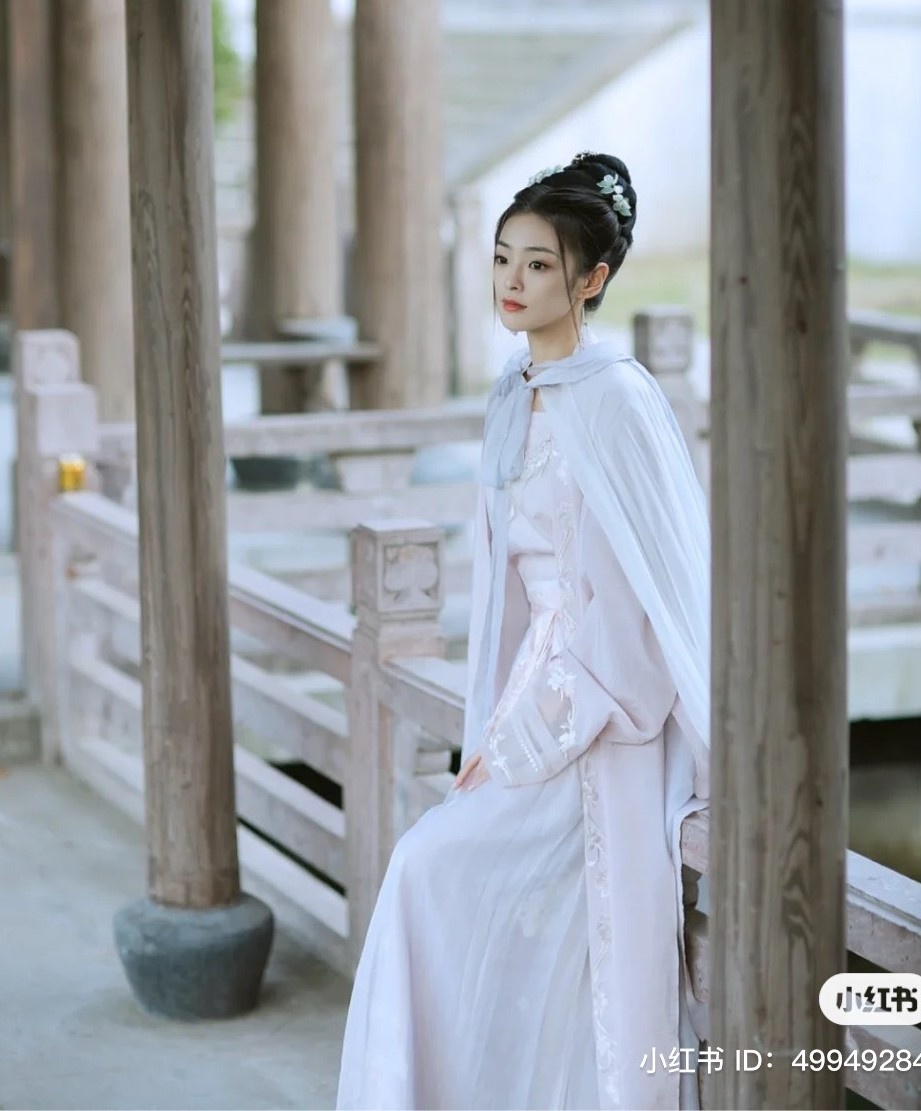 Trần Trinh Di bê bối ảnh 3 Tran Trinh Di be boi anh 3