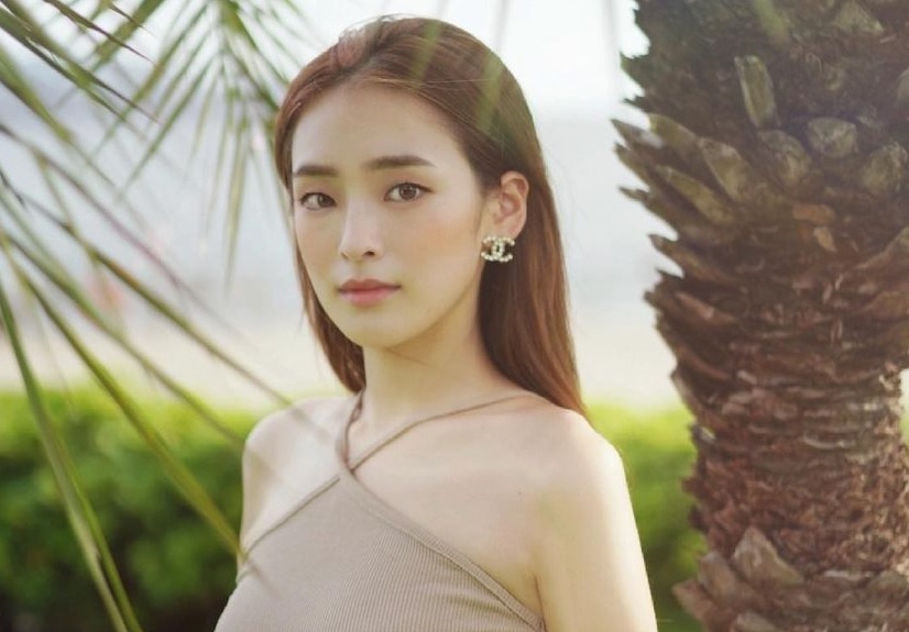 A hau Hong Kong chat vat cuu van su nghiep hinh anh