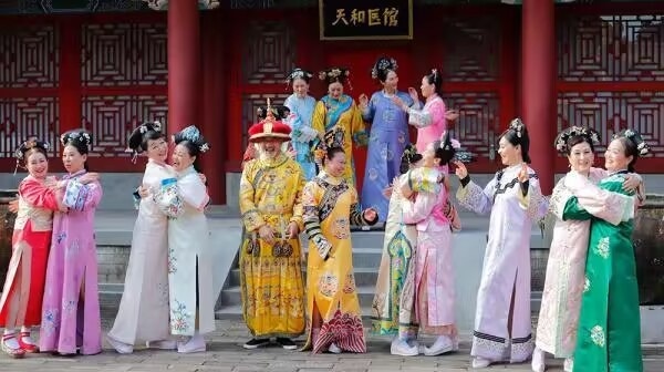 Hoanh Diem khung hoang anh 1