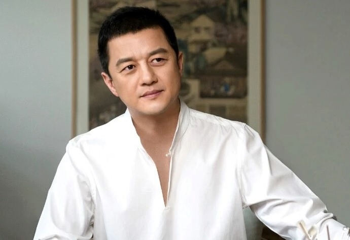 Ly A Bang van song sung tuc du no nan chong chat hinh anh