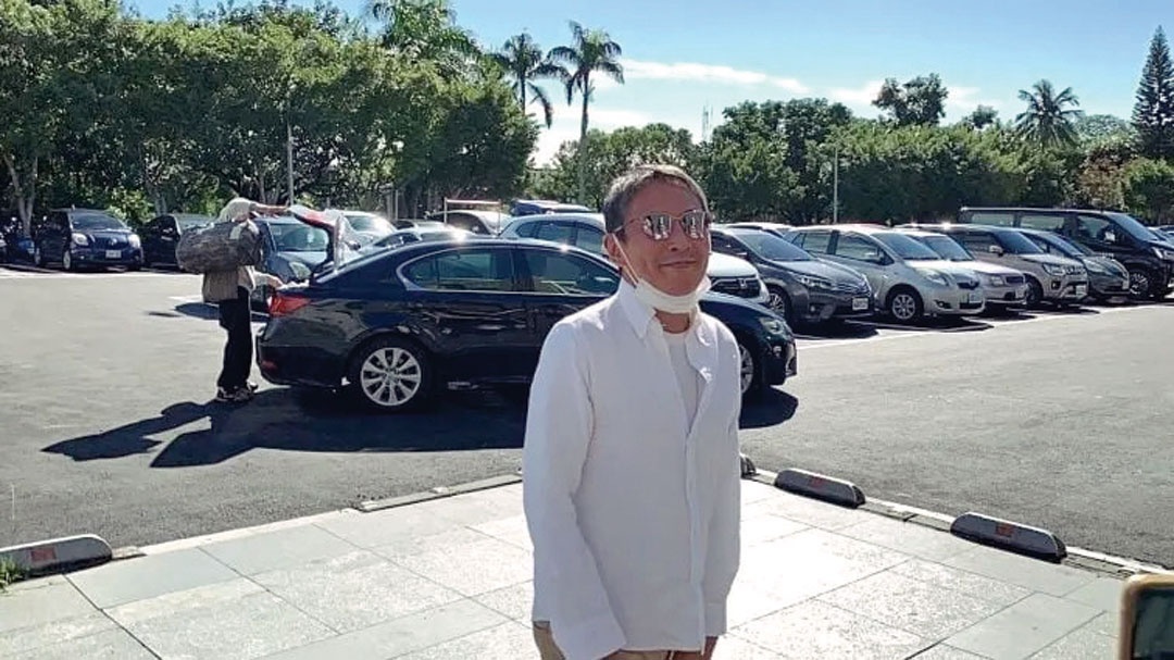 Nuu Thua Trach ngoi tu anh 2