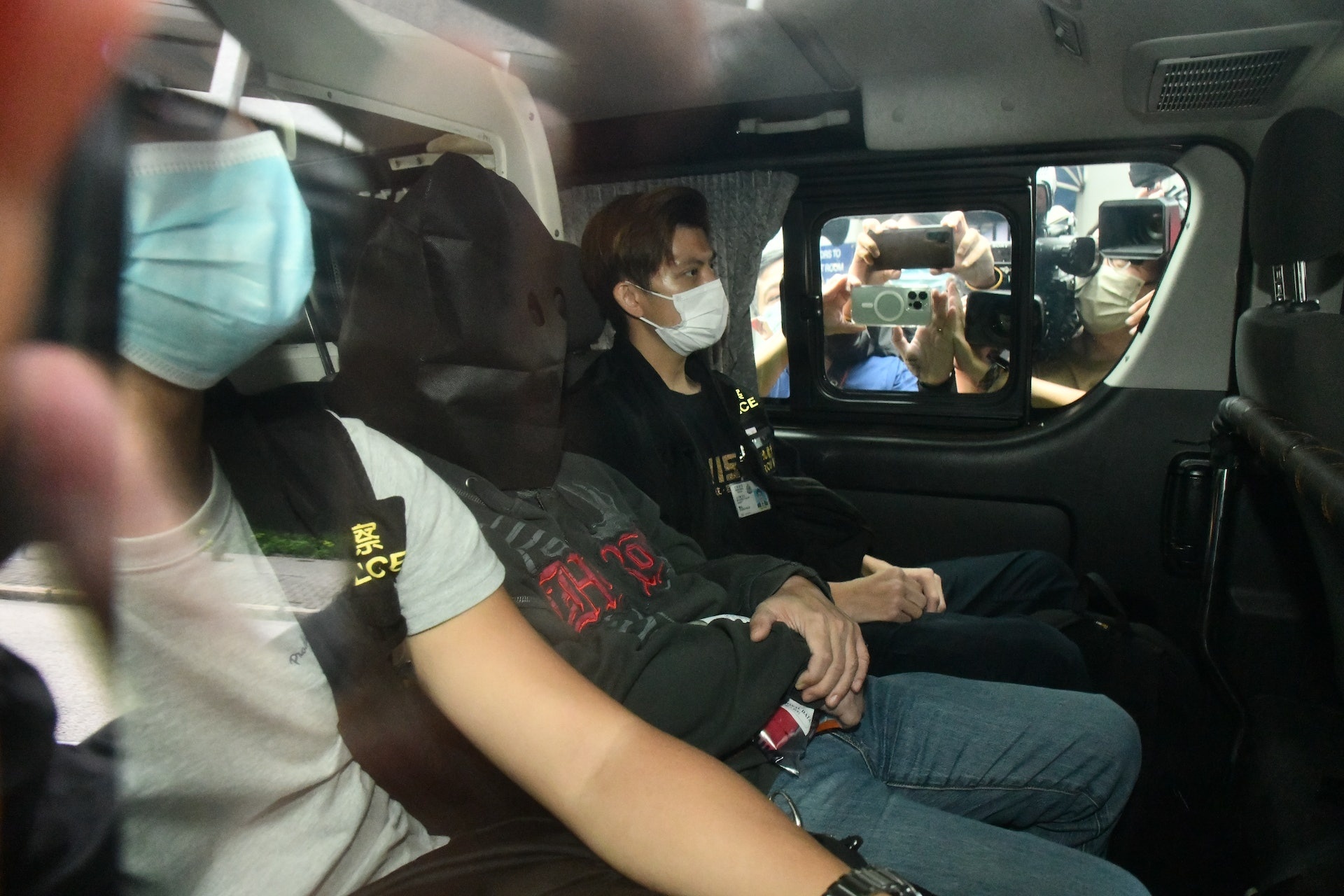 Roi man hinh LED anh 2