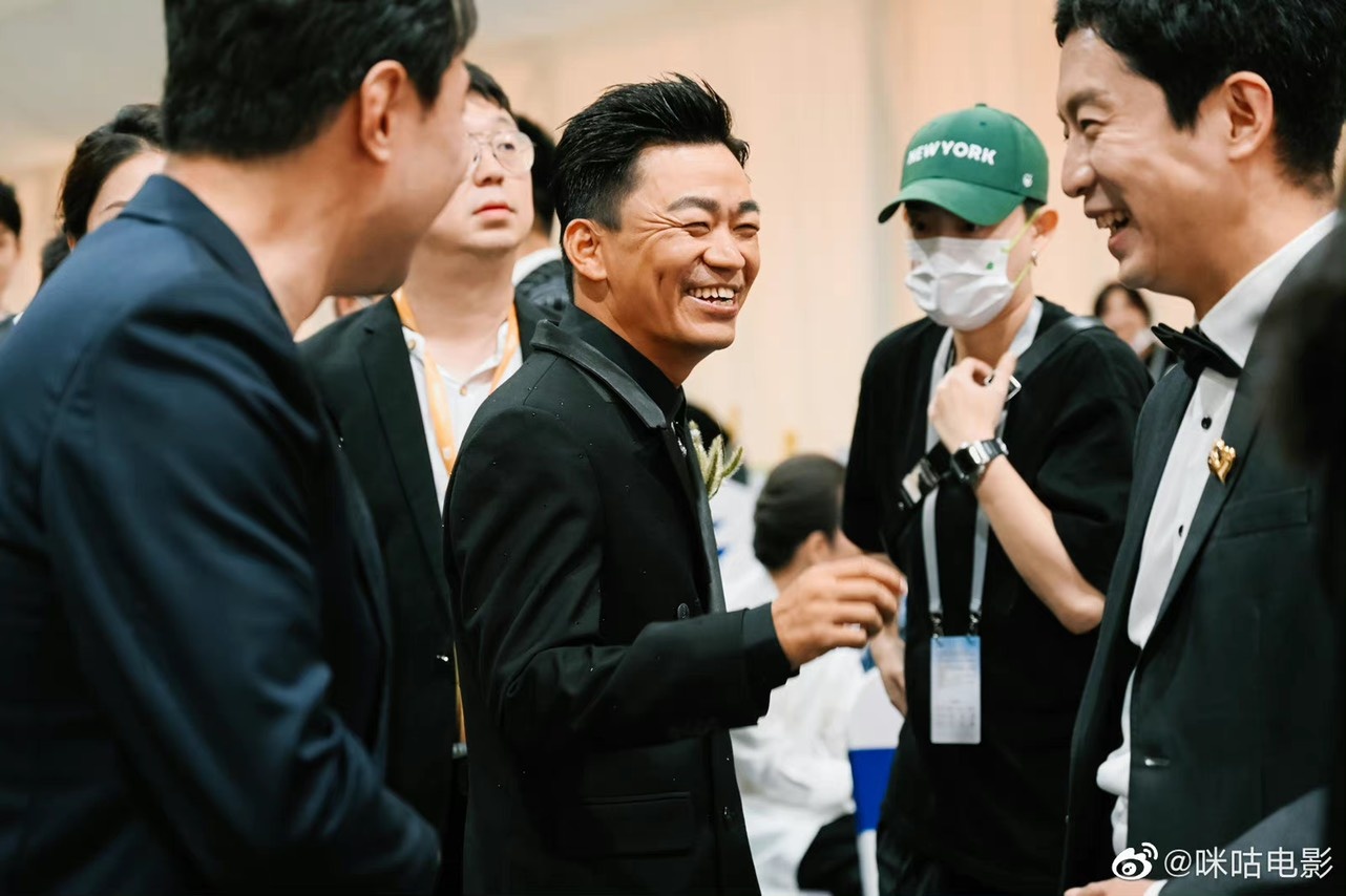 Thảm đỏ Kim Kê ảnh 24 Tham do Kim Ke anh 24