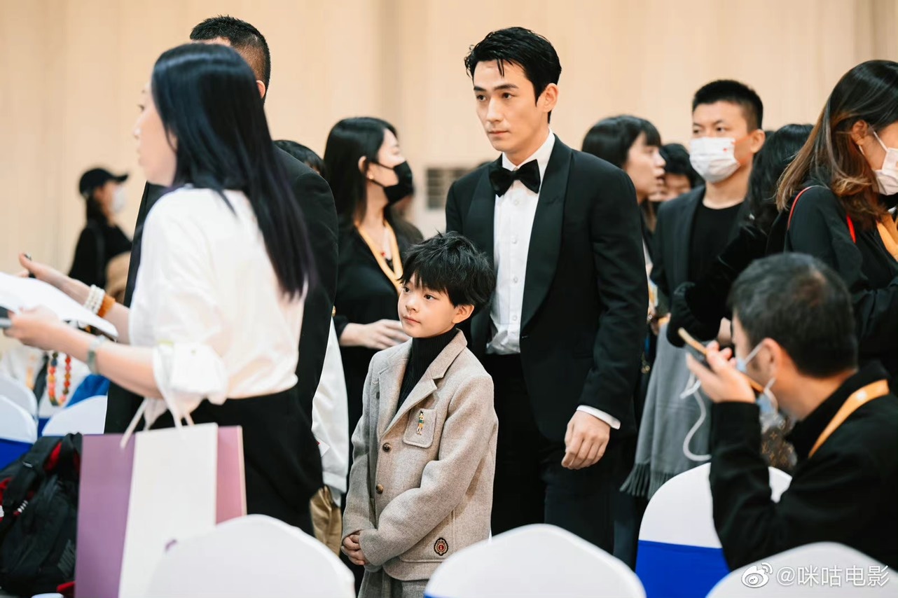 Thảm đỏ Kim Kê ảnh 25 Tham do Kim Ke anh 25