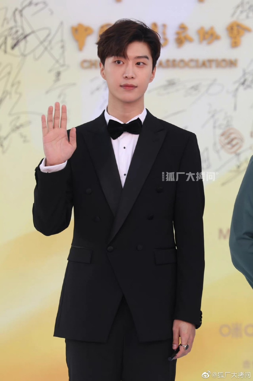 Thảm đỏ Kim Kê ảnh 22 Tham do Kim Ke anh 22