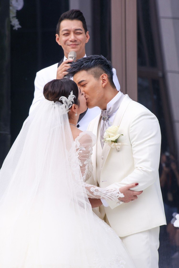 Hon le Hua Duy An anh 5