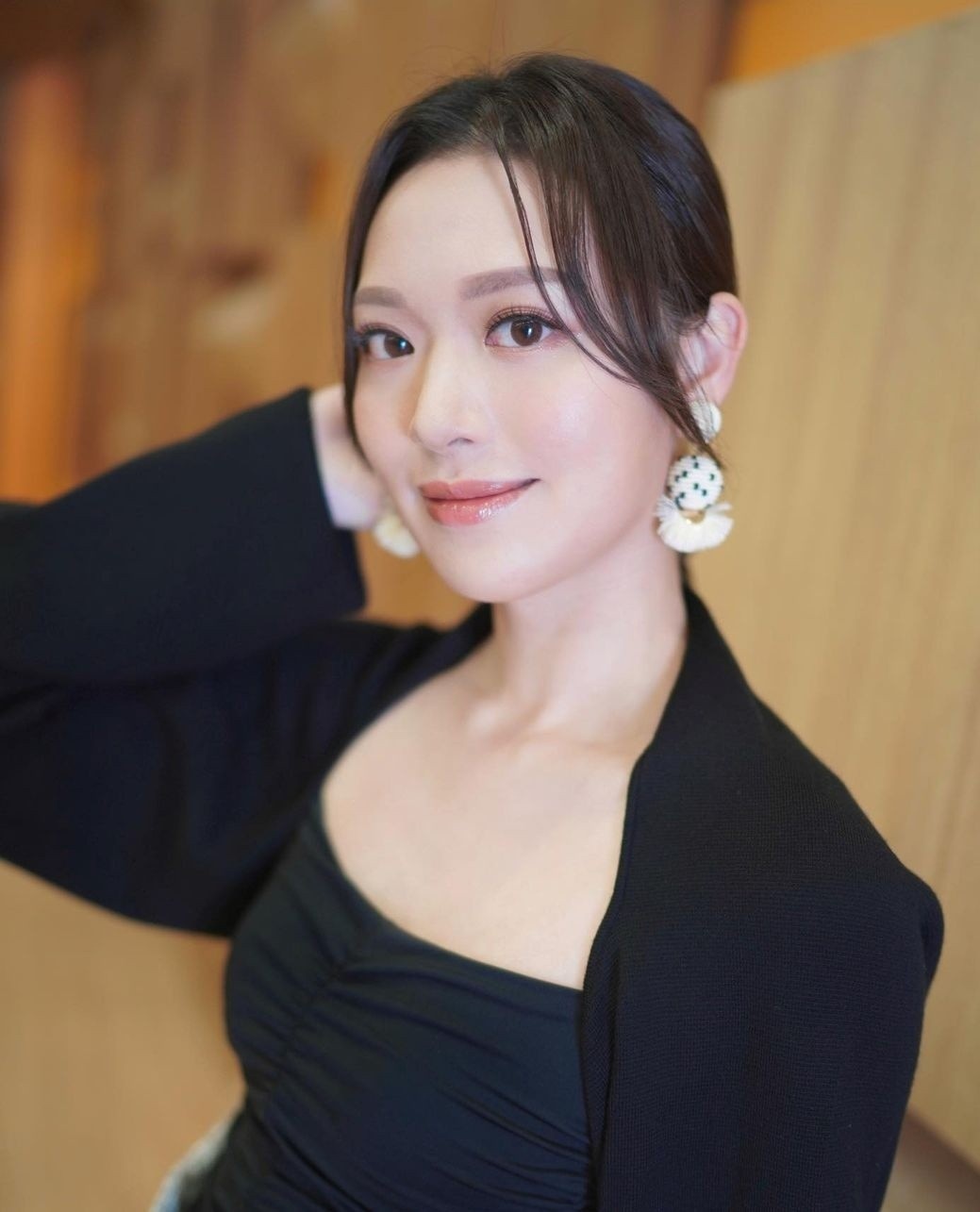 Mỹ nhân TVB đấu đá ảnh 4 My nhan TVB dau da anh 4