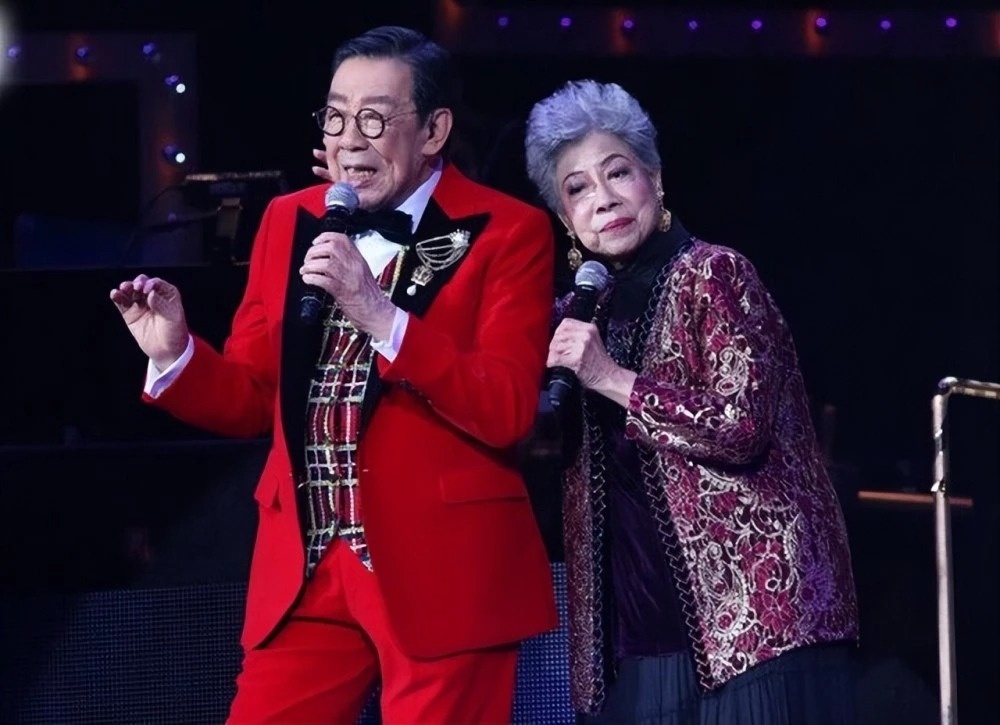 La Lan duoc cau hon anh 4