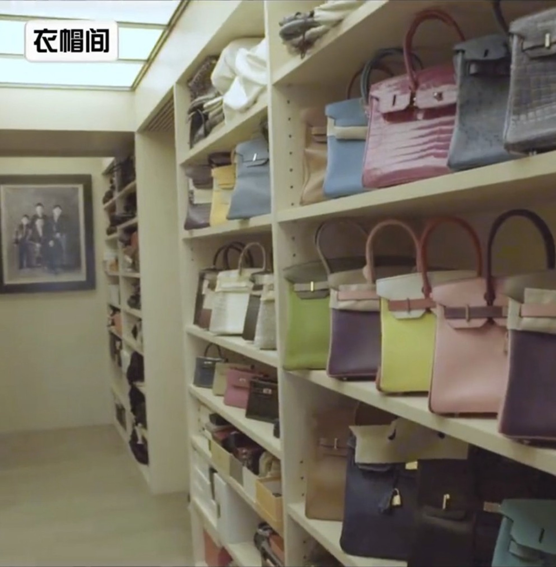 Trum giai tri Hong Kong anh 10