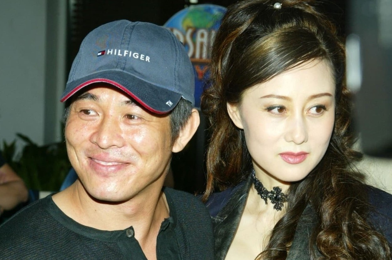 Cuoc song kin tieng cua Hoa hau Loi Tri ben Ly Lien Kiet hinh anh