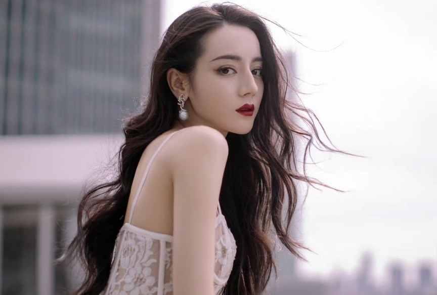 Su bien mat cua Dich Le Nhiet Ba hinh anh