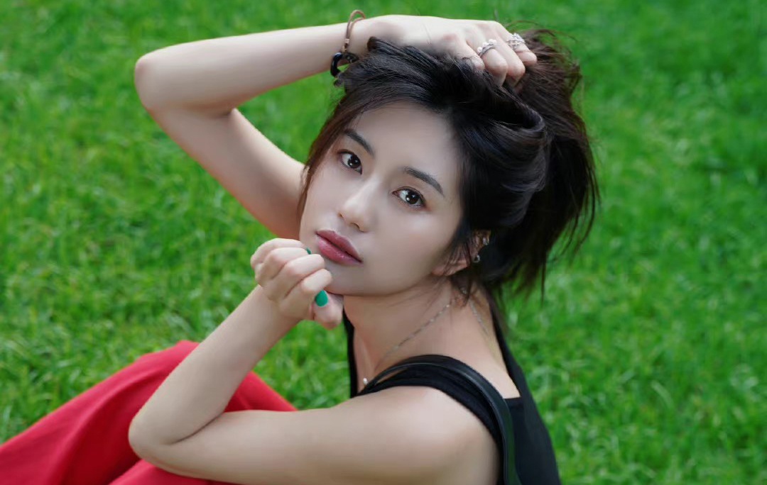 Dan nu sinh Gen Z trong sieu pham Tet cua Truong Nghe Muu hinh anh