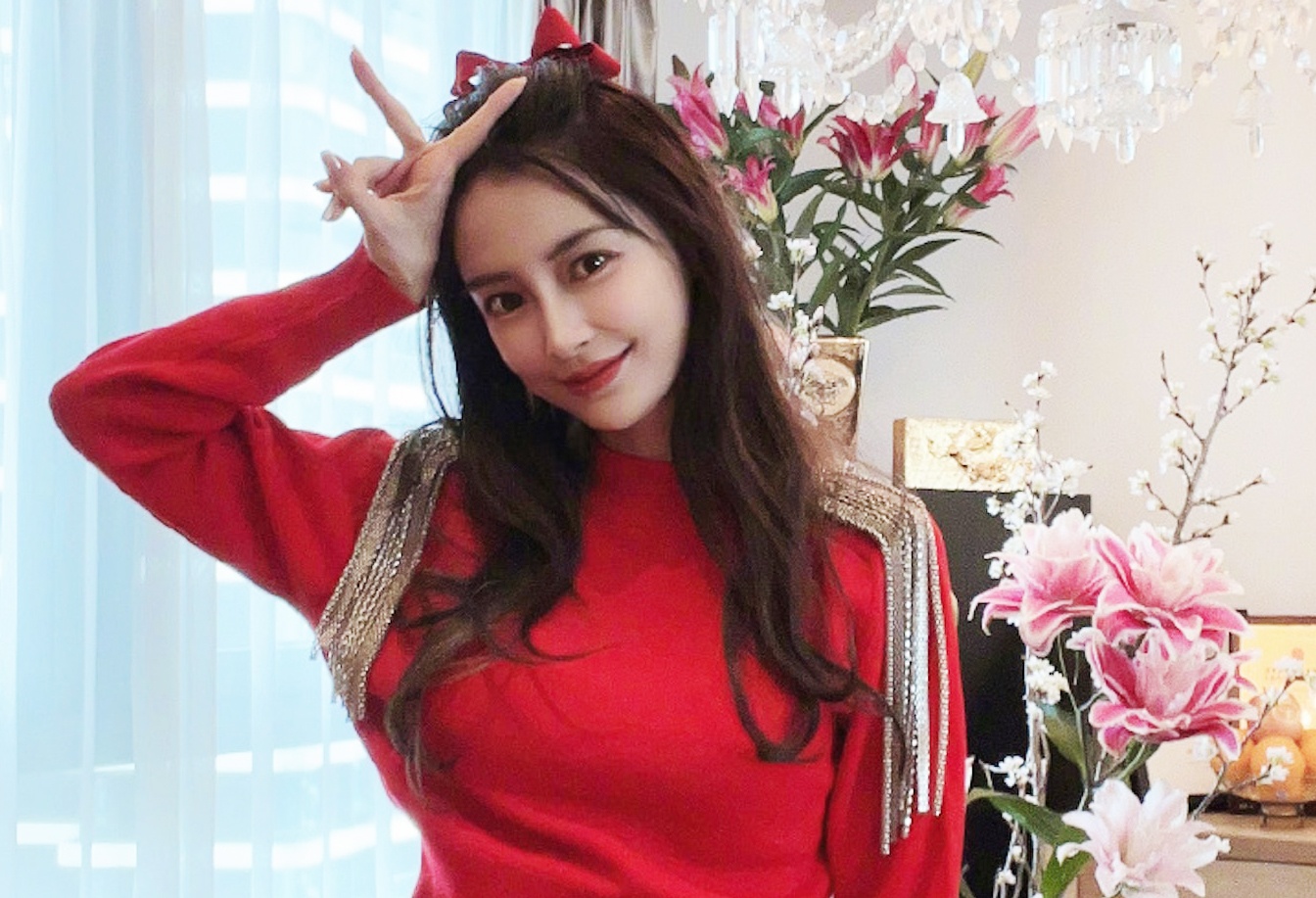 Khong gian song xa hoa cua Angelababy hinh anh