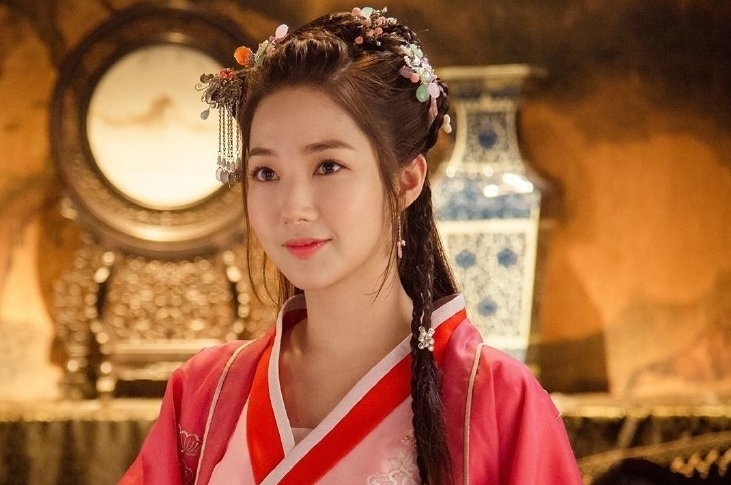 Phim co trang cua Park Min Young va Truong Han bi ban gia re hinh anh