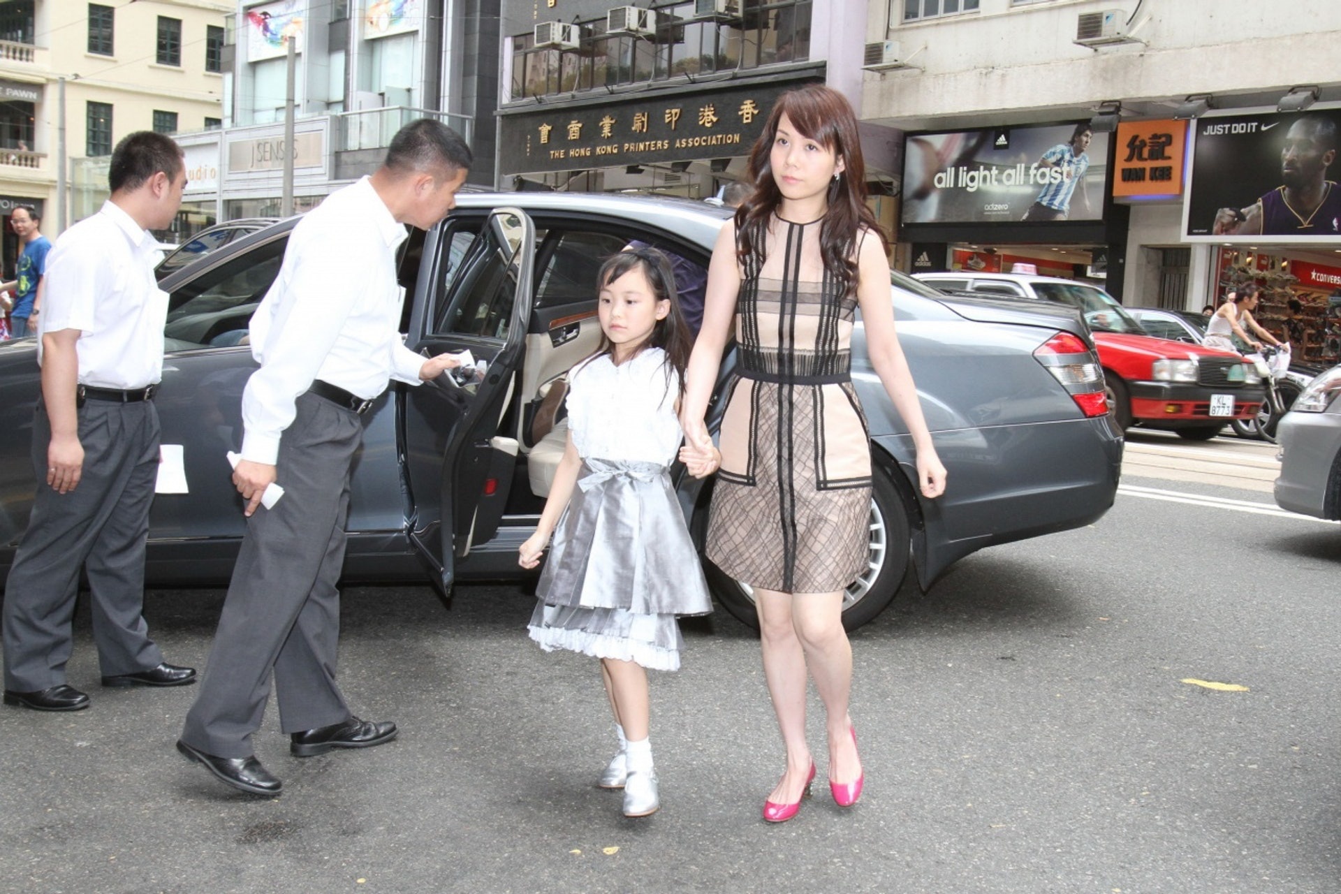 Lữ Lệ Quân phá sản ảnh 2 Lu Le Quan pha san anh 2