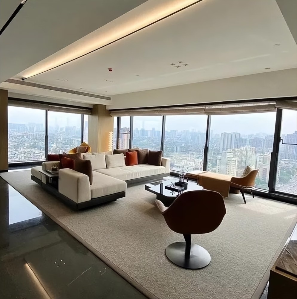 Trieu Lo Tu can ho anh 2