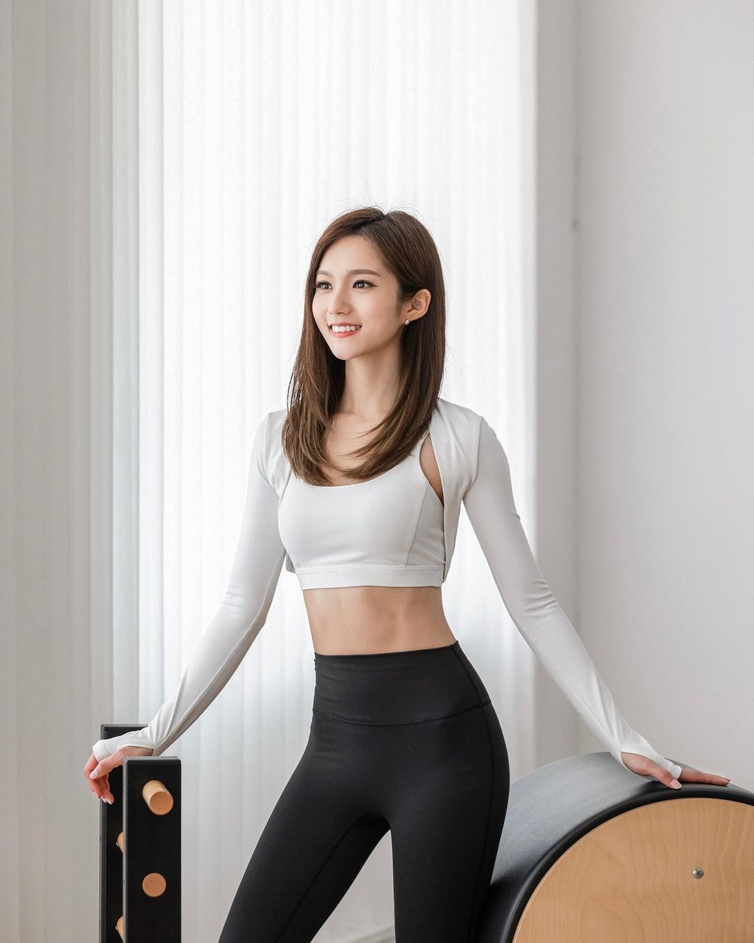 Á hậu Đặng Trác Ân ảnh 2 A hau Dang Trac An anh 2