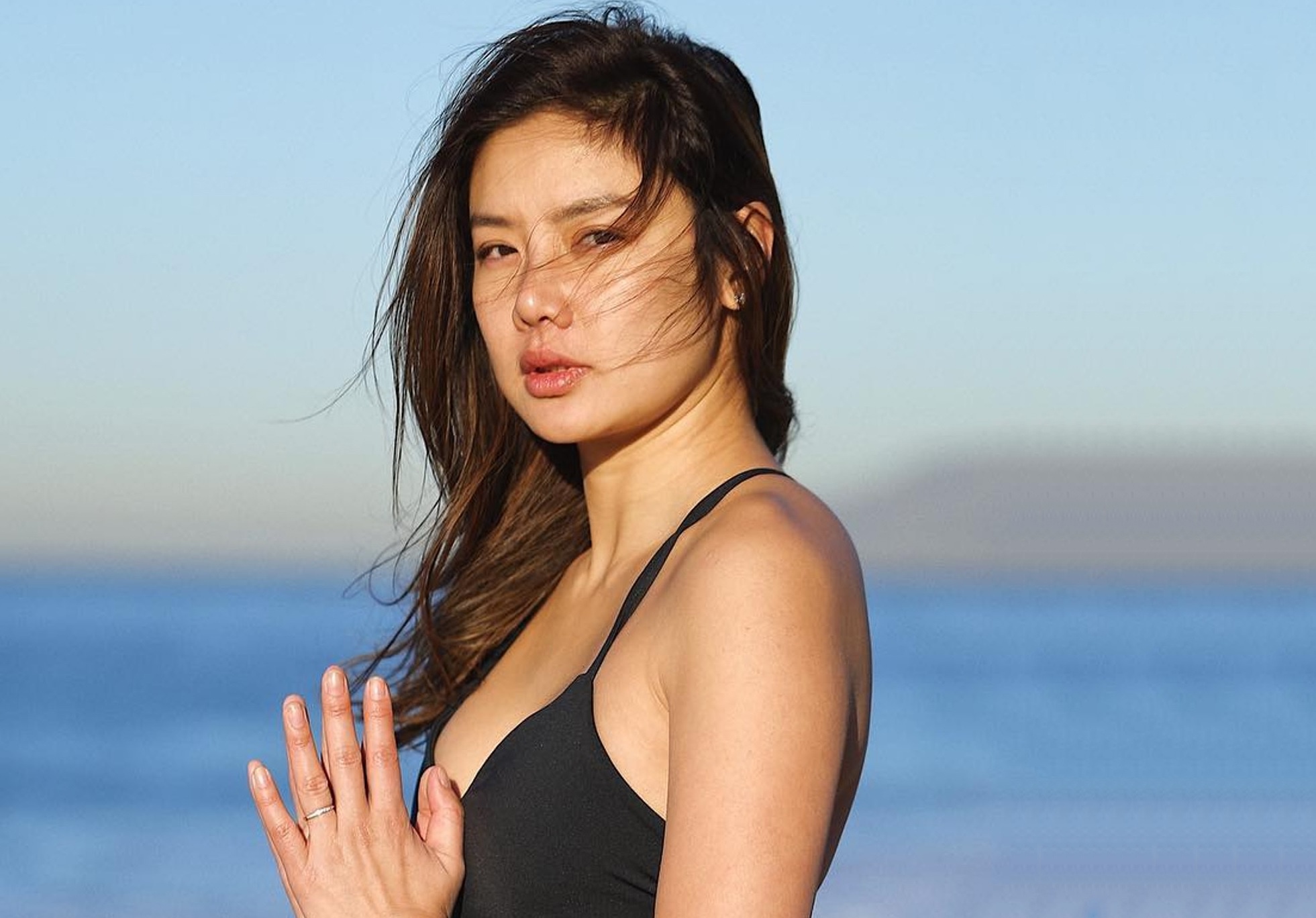 Sieu mau Lac Co Nhi up mo ran nut voi chong dai gia hinh anh