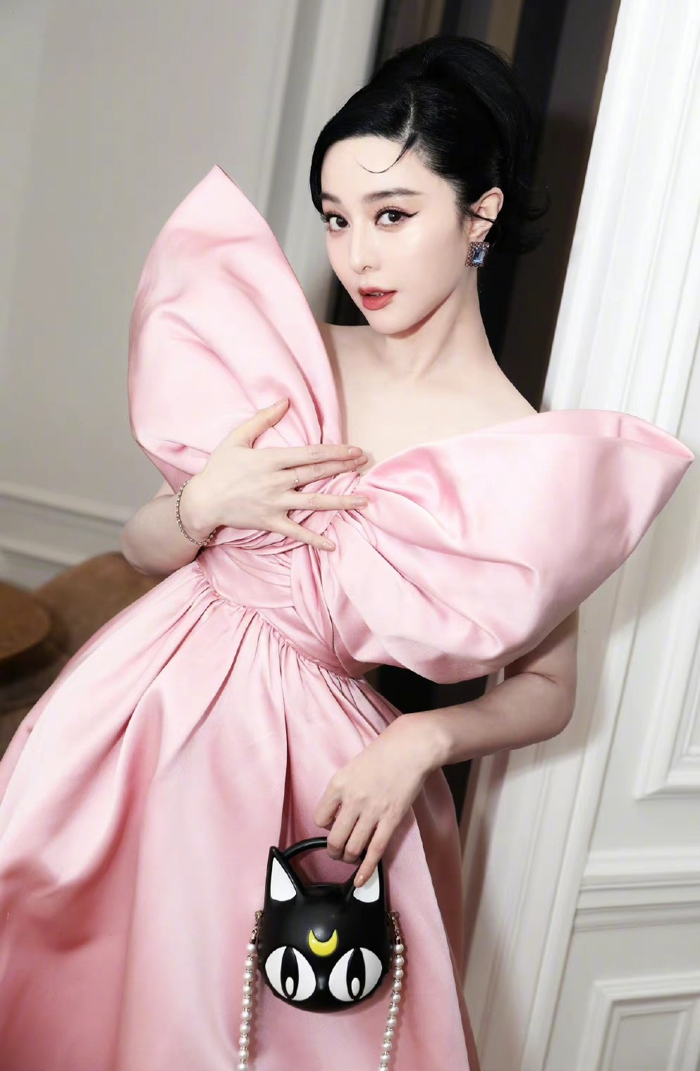 Sao Trung bi xam pham anh 6