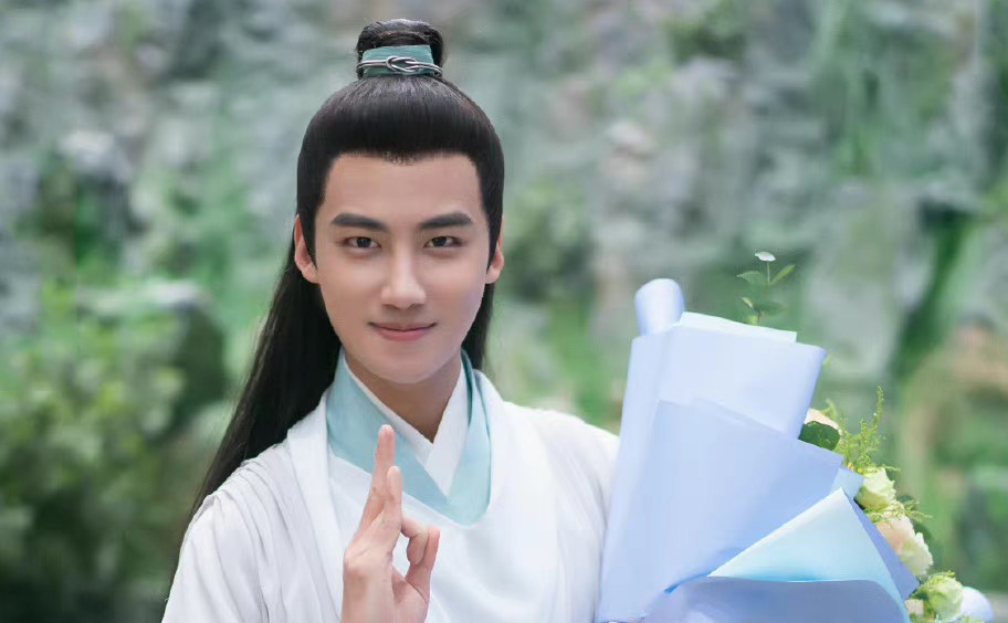 Nam dien vien Trung Quoc qua doi o tuoi 25 hinh anh