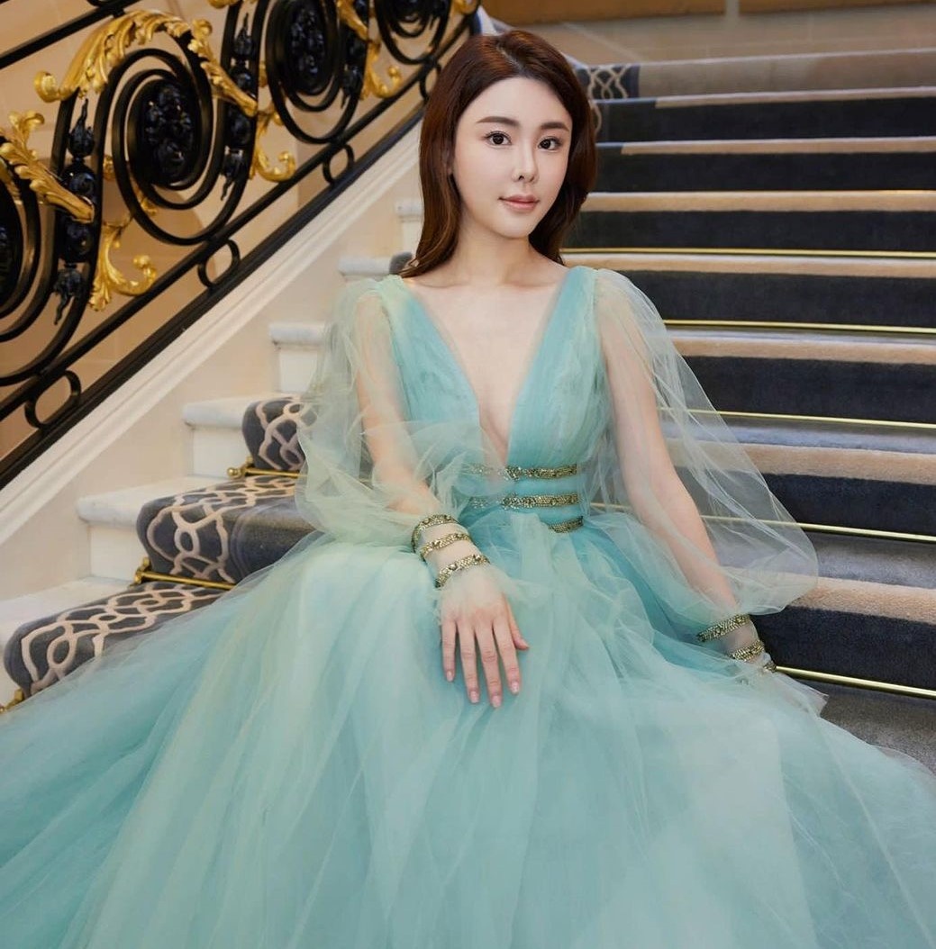 Abby Choi bi sat hai anh 2