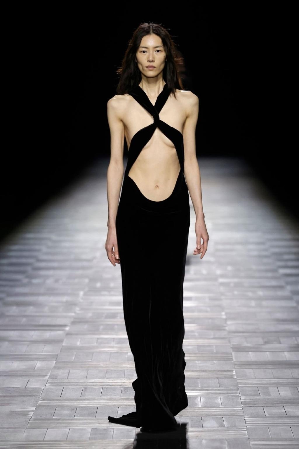 Ngoại hình Lưu Văn ảnh 1 Ngoai hinh Luu Van anh 1