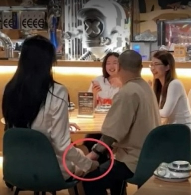 Ngo Chi Hung ngoai tinh anh 2