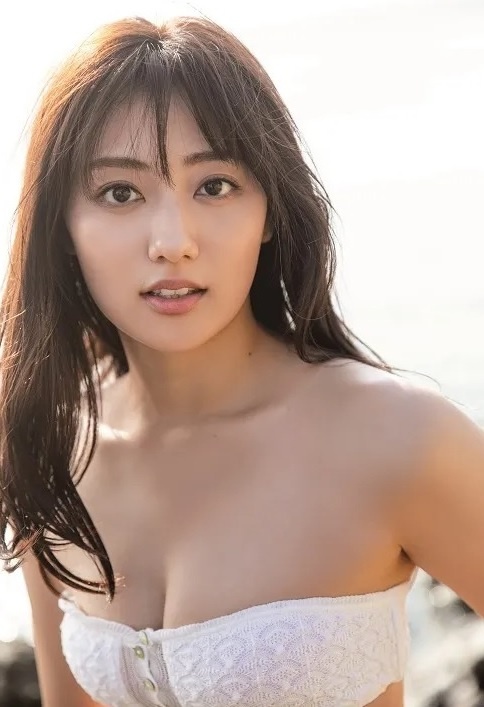 Kazusa Okuyama kết hôn ảnh 1 Kazusa Okuyama ket hon anh 1