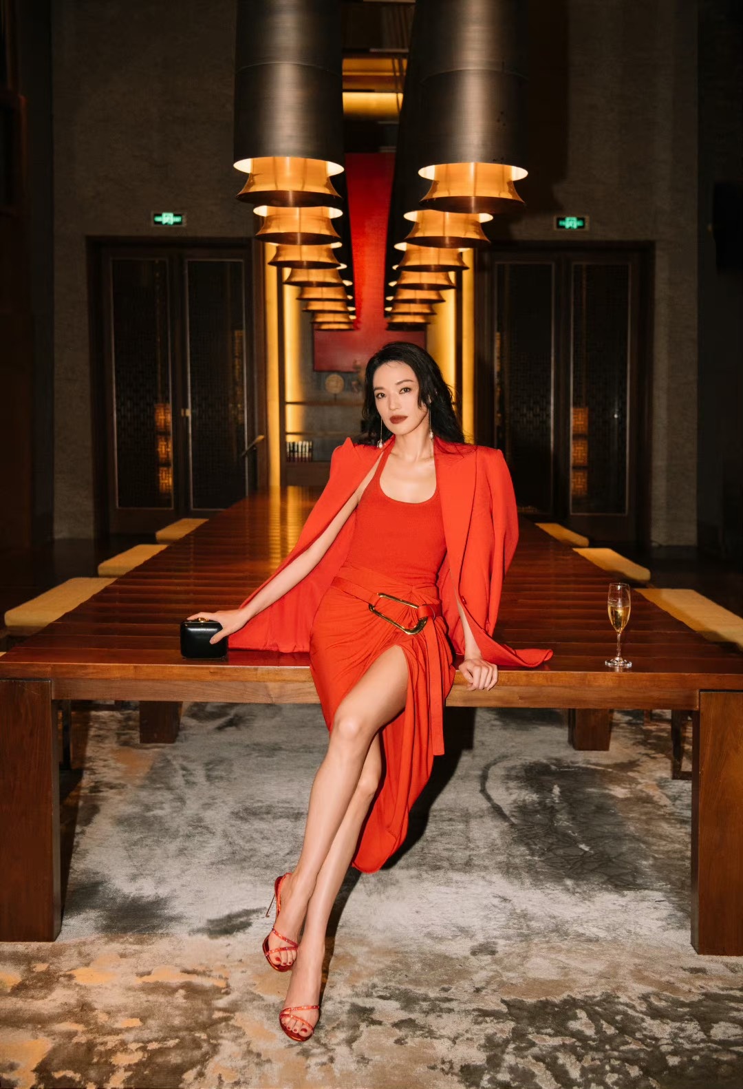 Voc dang Thu Ky anh 2