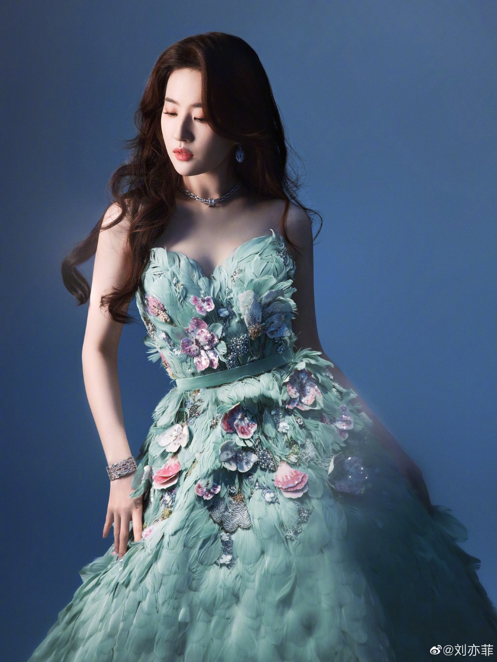 Dem hoi Weibo anh 19