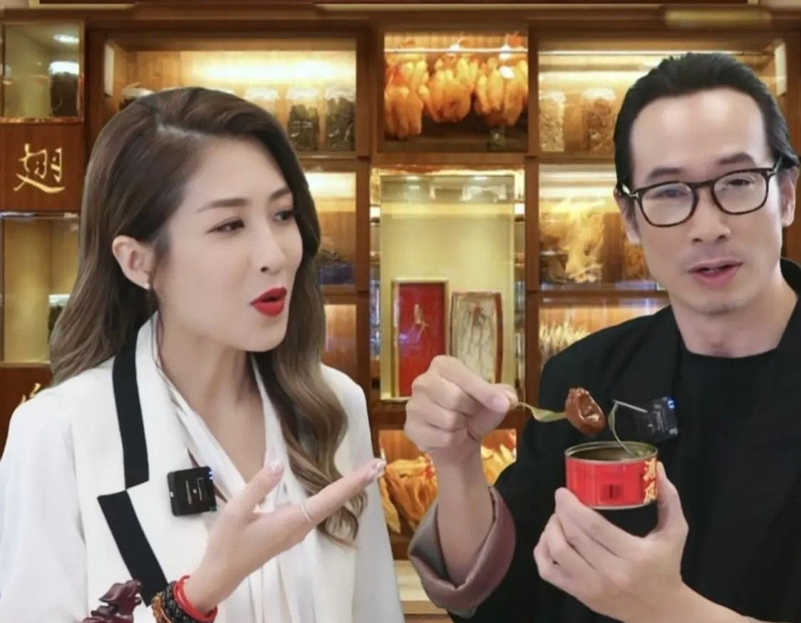 Ben bo vuc pha san, TVB phai livestream ban hang hinh anh