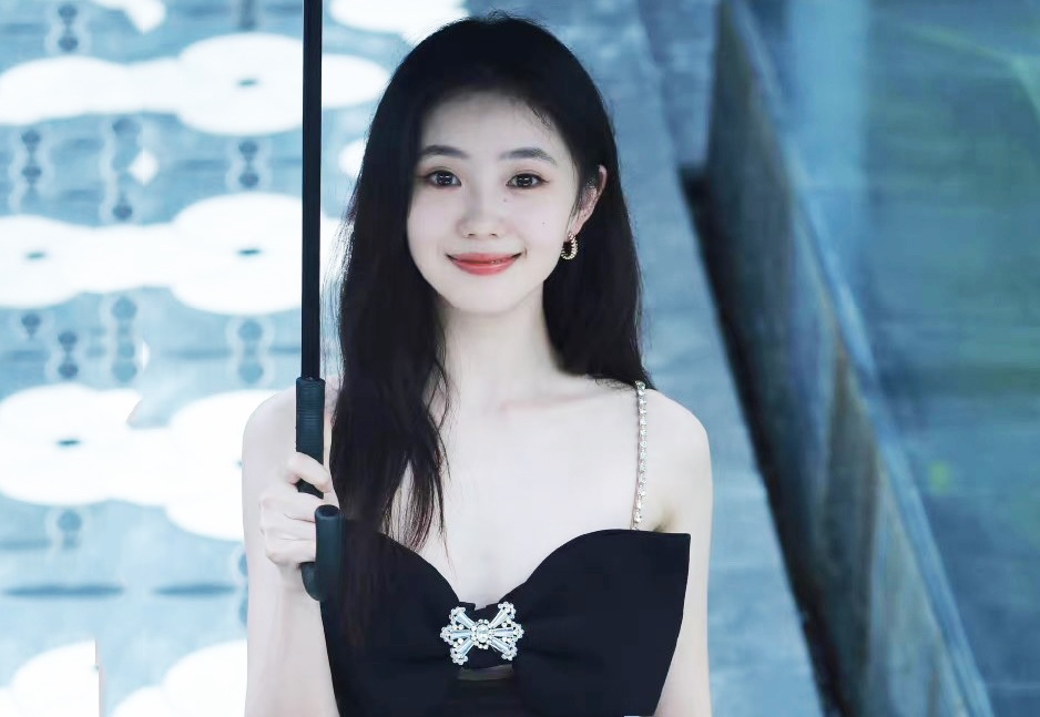 Luu Hao Ton bi che gieu la 'nguoi dep nao ngan' hinh anh