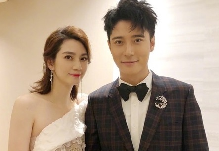 Sao nam 'Hoa Thien Cot' bi don bo vo de cuoi nhan tinh hinh anh