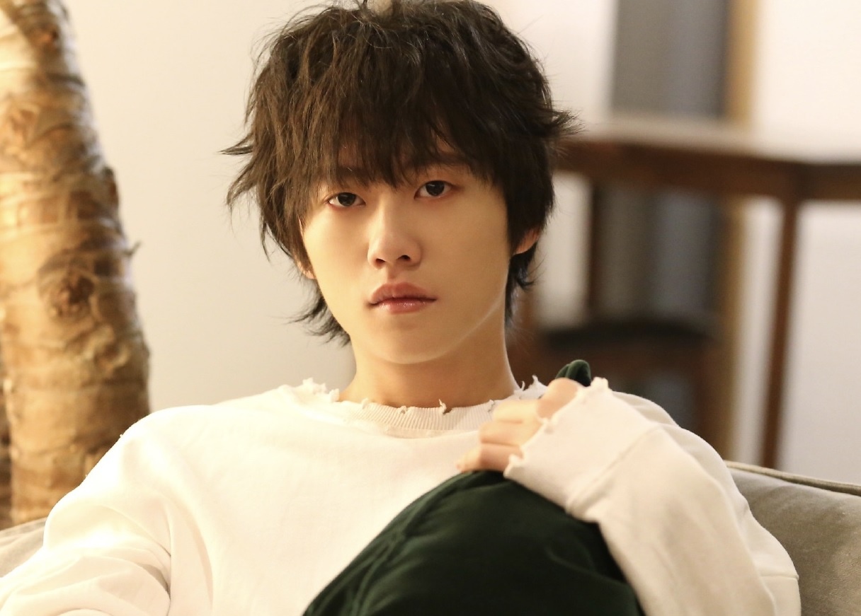 Nam than tuong Trung Quoc bi to hen ho cung luc 7 nguoi hinh anh