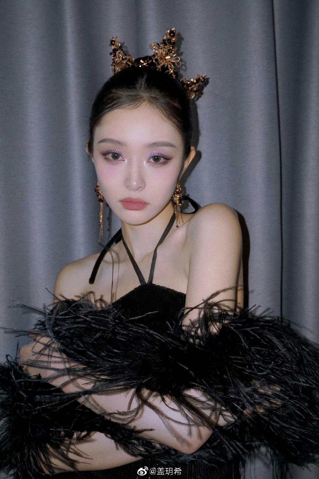 Phung Thieu Phong hen ho anh 3