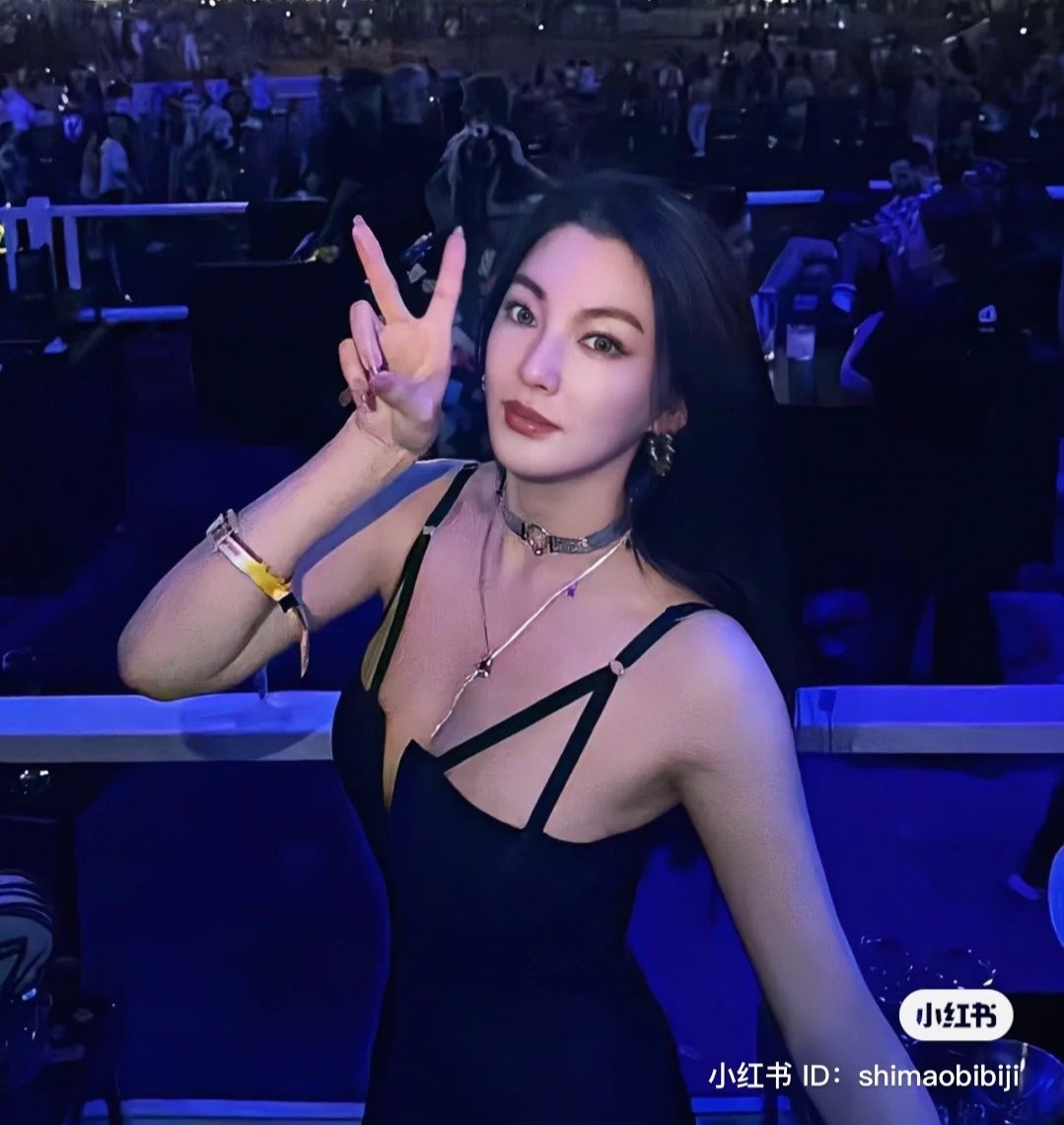 Truong Vu Ky sac voc anh 3