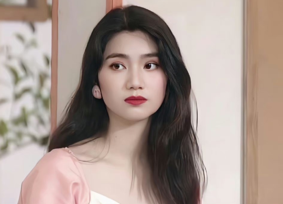 Hong Han hai lan tui ho nhin chong ngoai tinh voi tro ly hinh anh