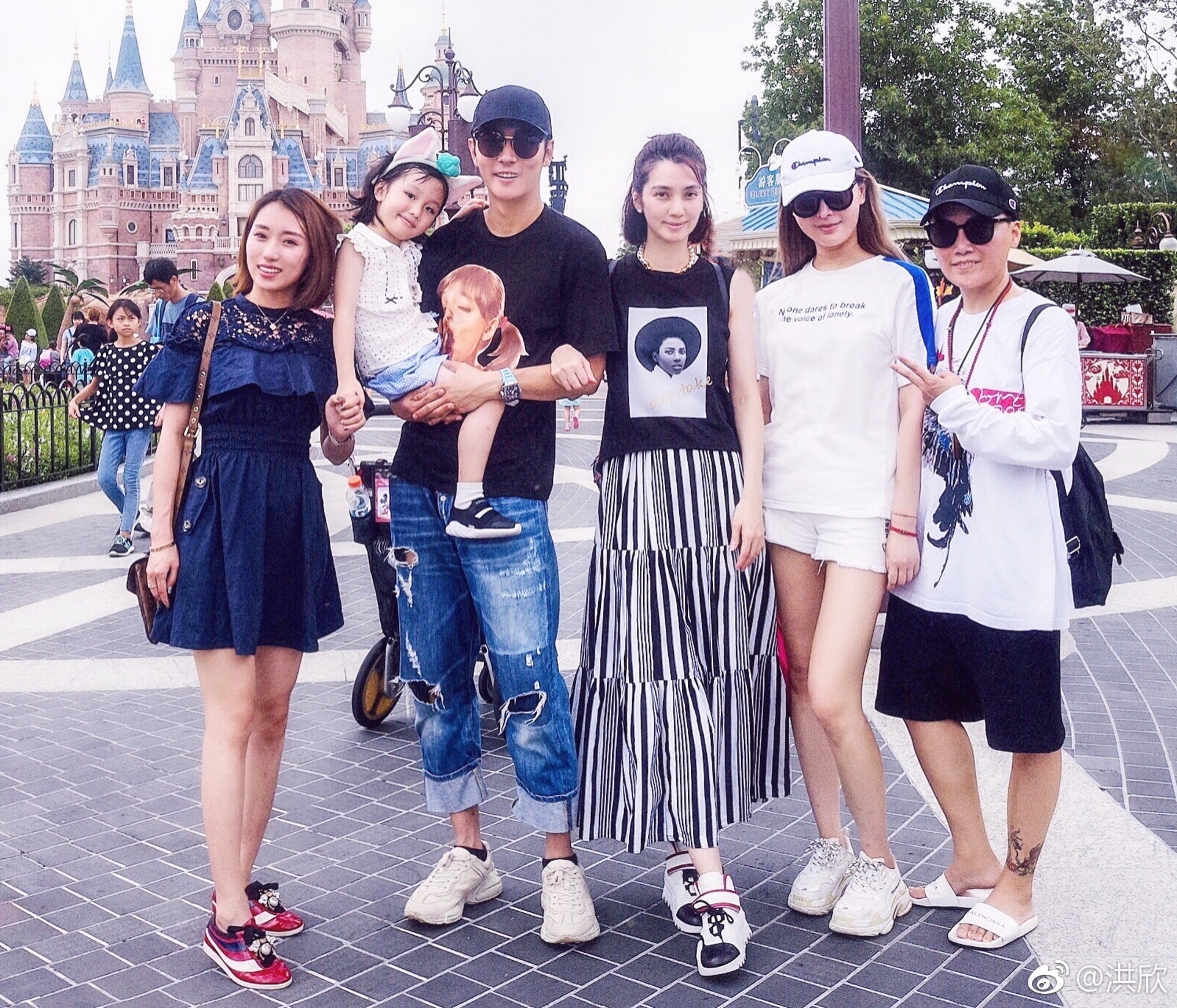 Truong Dan Phong ly hon anh 3